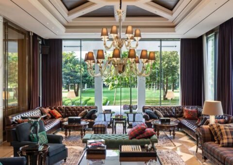 A Harmonious Fusion of Classical Elegance and Contemporary Design