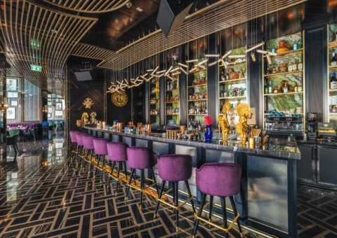Nazcaa Dubai: A Culinary Interior with Panoramic Views